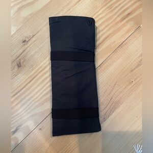 Lululemon flat iron travel holder